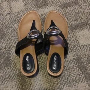 Woman’s St.Johns Bay sandals
